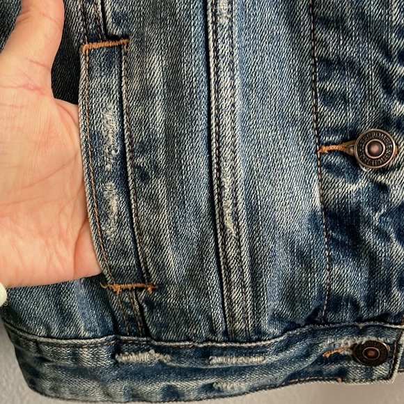 Abercrombie & Fitch Jean Jacket Size XS - Picture 3 of 8